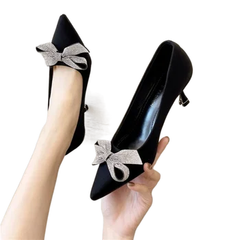 Verão de Pontas de Cristal de Fadas Senhoras Vento Sandálias com Strass Borboleta-nó Transparente de Alta Calcanhar Mulheres Sandálias da Moda de Sapatos Novos